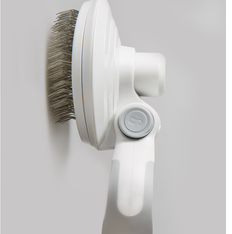 Self-Cleaning Slicker Brush — Retracting Pins — additional view